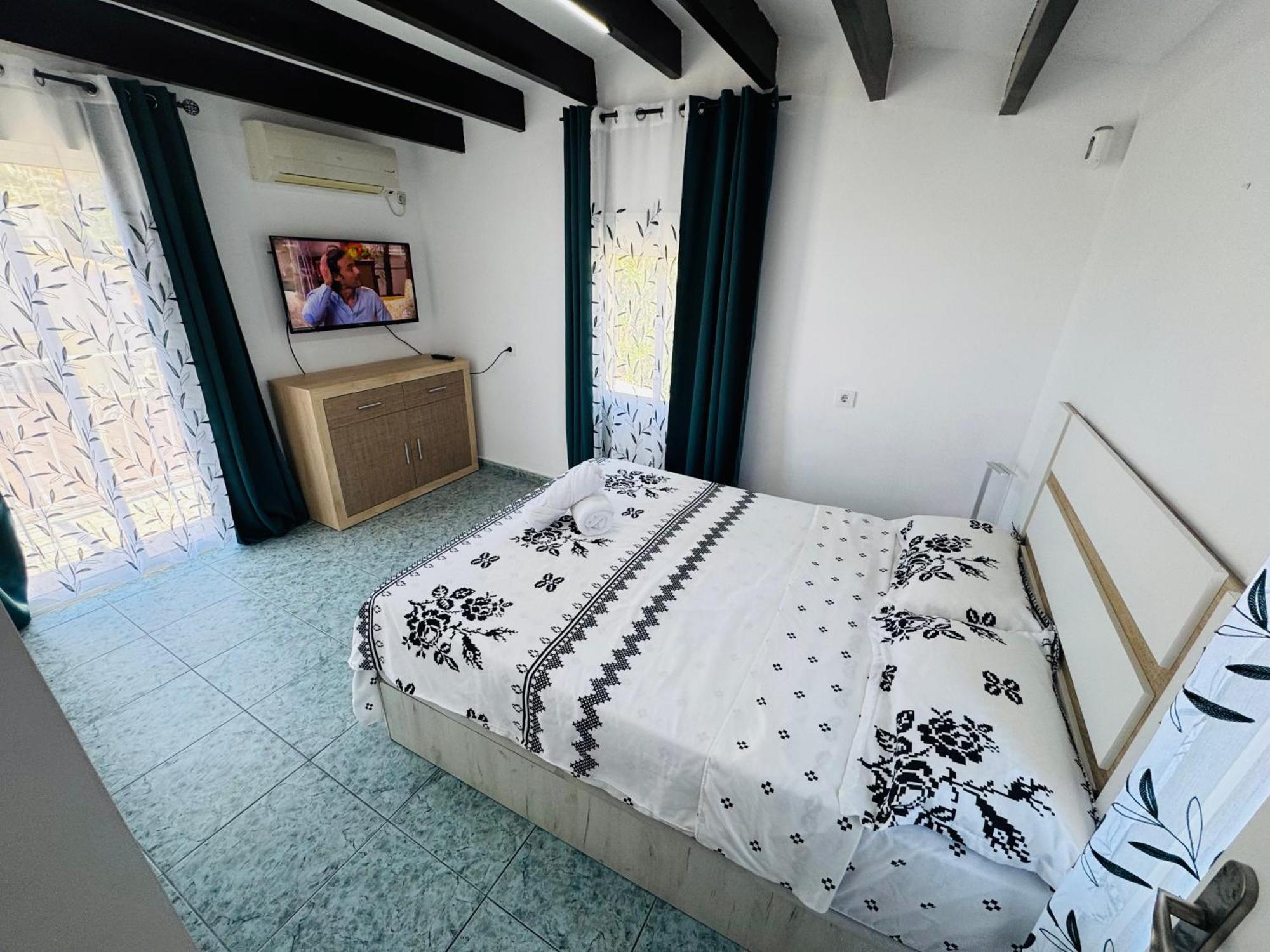 Calpe Chalet Privado Piscina A 5Min De La Playa Y Centro Jacuzzi Barbacoa Wifi Aire Dış mekan fotoğraf